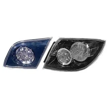 Mazda 3 2003-2009 Vidro de Farolim Traseiro Direito Interior 5D Preto