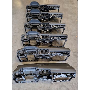 Dashboard VW Golf 8 NIEUW ORIGINEEL 5H1857003M